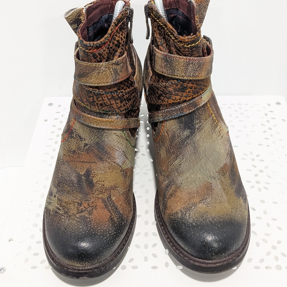 L ' Artiste leather Shazzam boots - Picture 6 of 16